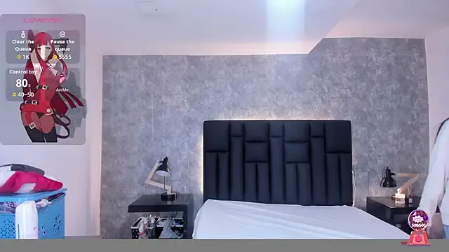 crystaldarliing online show from January 13, 3:05 pm