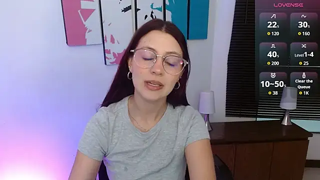 AlanaGarcia19 online show from September 26, 2:36 pm