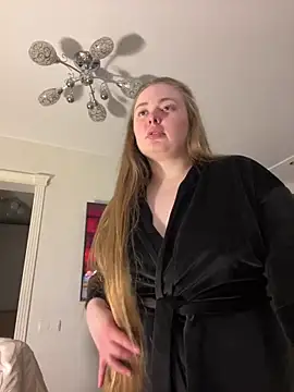 DeniMilkyyyyy online show from April 11, 7:28 pm