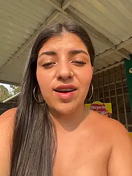 Isaa-Sweet online show from November 21, 9:06 pm