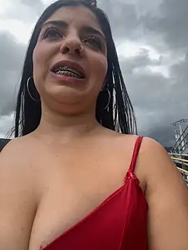 Isaa-Sweet online show from October 22, 6:02 pm