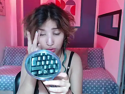 Snapshot of VenusMist chatting on September 13, 2:25 pm VenusMist online show from September 13, 2:25 pm