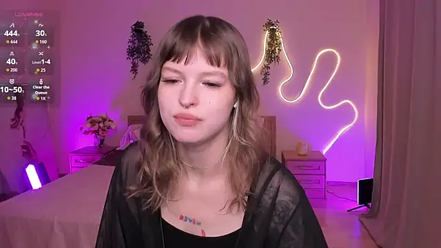 Lisa Blossom online show from March 20, 6:40 am