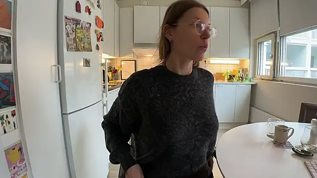 Scorpion Peach online show from September 20, 8:56 am