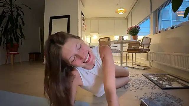 Scorpion Peach online show from September 12, 4:14 pm