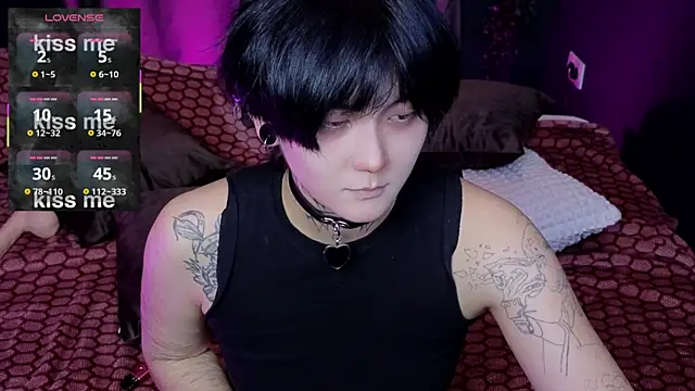 GothXRaven online show from October 13, 4:20 pm