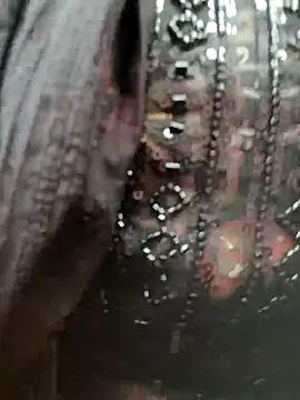 hotshreya69 online show from November 3, 10:30 am