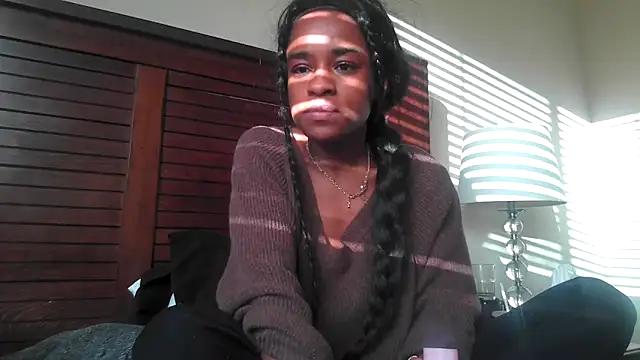 Marlowlovee online show from January 14, 11:54 pm