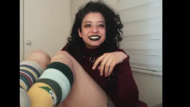 Snapshot of miss_carmila1 chatting on September 17, 10:52 pm miss carmila1 online show from September 17, 10:52 pm