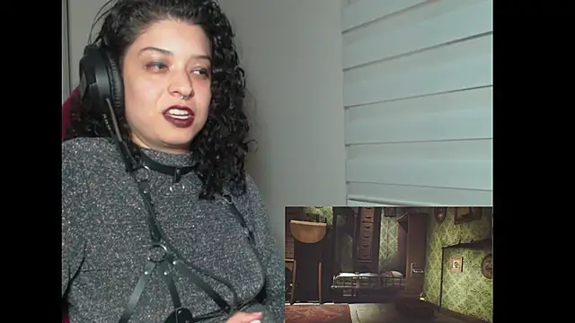 Snapshot of miss_carmila1 chatting on October 10, 11:20 pm miss carmila1 online show from October 10, 11:20 pm