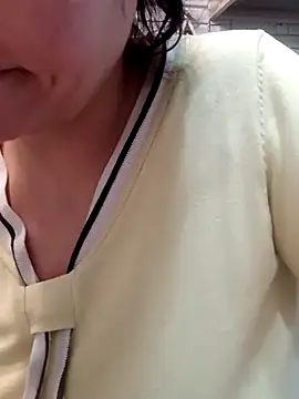 Cassandrina1 online show from December 1, 10:30 am