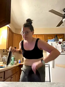 Mommasaurrex online show from October 11, 1:47 pm