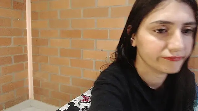 Montserrat Jay online show from February 23, 1:54 pm