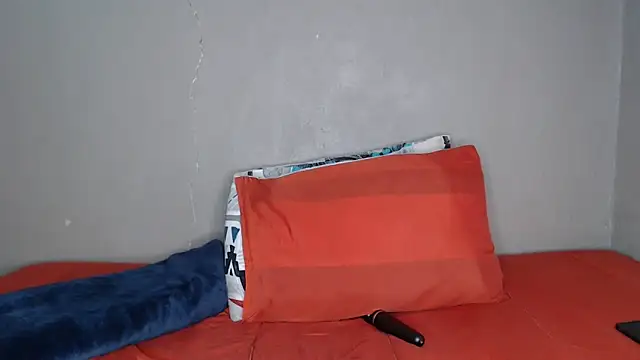 Lunalee online show from March 3, 9:26 am