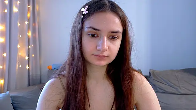 Lelia Vibe online show from November 9, 8:21 am