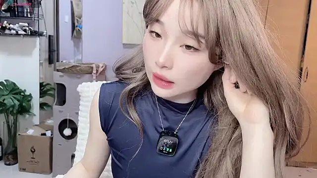 Y2Luvk online show from February 9, 7:49 pm