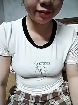 Mie rose online show from March 1, 1:33 pm