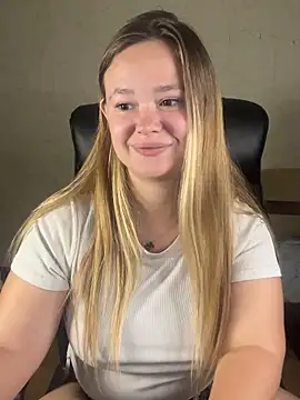 Snapshot of CaramelleSugar_ chatting on October 12, 4:31 pm CaramelleSugar online show from October 12, 4:31 pm