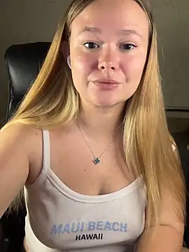 Snapshot of CaramelleSugar_ chatting on September 29, 6:24 pm CaramelleSugar online show from September 29, 6:24 pm