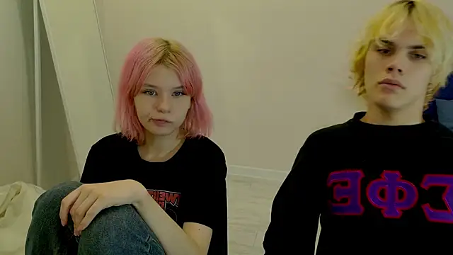 Bonnie And C1yde online show from November 5, 5:18 pm