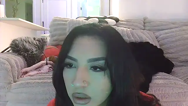 jg0ld online show from December 17, 12:05 am