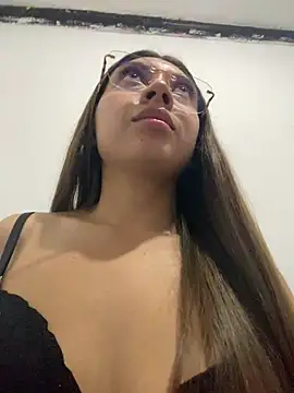 Sara-cooper2 online show from December 21, 3:00 am