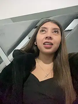 Sara-cooper2 online show from February 20, 6:26 am