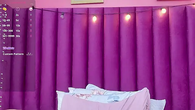 shyblacksweetiee online show from September 24, 2:54 am