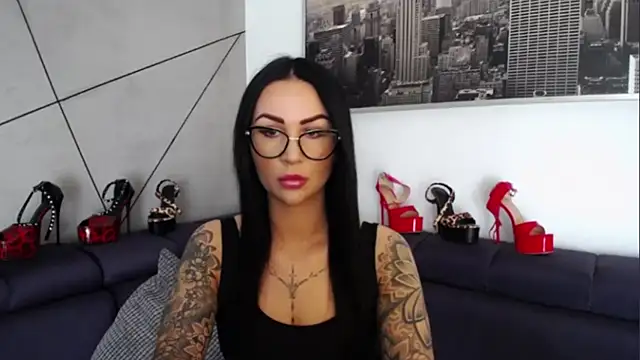 Fayestrip online show from September 24, 1:54 pm