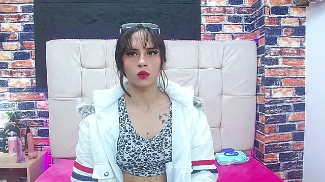 mikaela303av online show from October 11, 11:07 pm