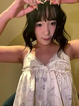 luluya1314 online show from April 10, 12:33 pm