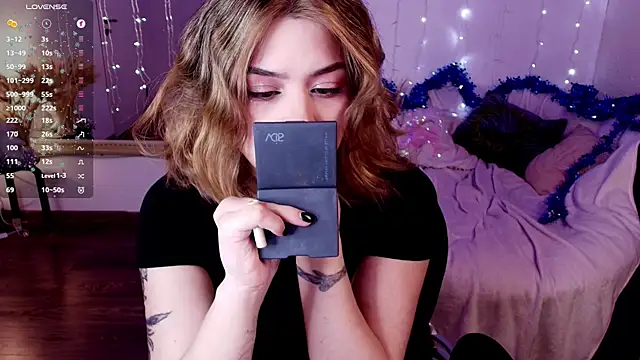 Dark Moni online show from December 14, 2:50 am