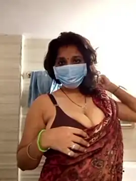 Love Foreverr12 online show from November 20, 11:55 am