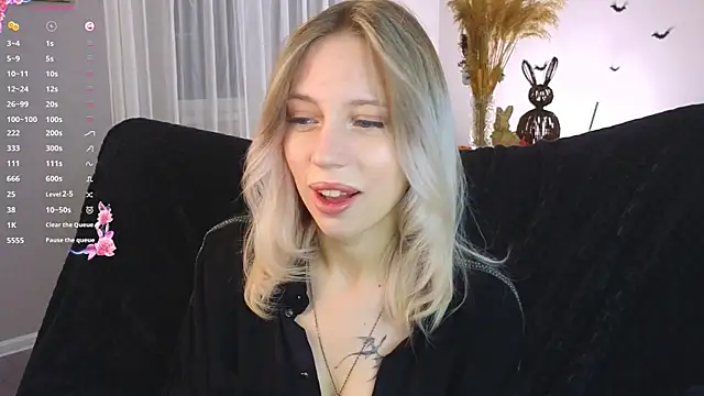 NyxaThorn online show from November 2, 2:53 pm