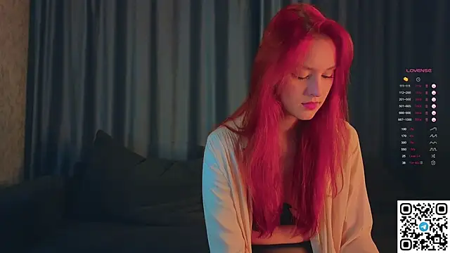 GildedKitten online show from October 10, 6:35 pm