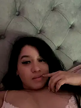 Snapshot of Aliciawhitee chatting on October 7, 11:42 pm Aliciawhitee online show from October 7, 11:42 pm