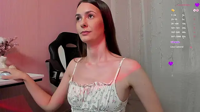 Snapshot of Monica_Velvet chatting on October 6, 12:27 am Monica Velvet online show from October 6, 12:27 am