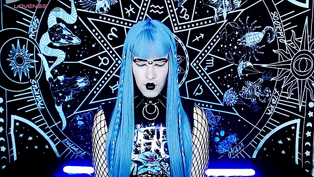 Snapshot of naomi_satan chatting on September 21, 12:53 am naomi satan online show from September 21, 12:53 am