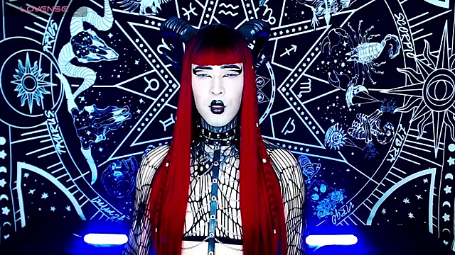 Snapshot of naomi_satan chatting on September 26, 1:03 am naomi satan online show from September 26, 1:03 am