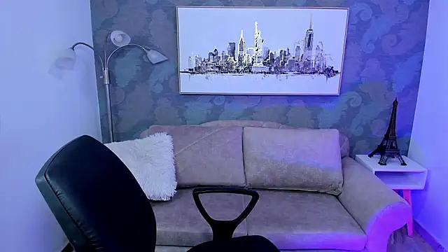 Salome Smitth 1 online show from March 7, 9:55 pm