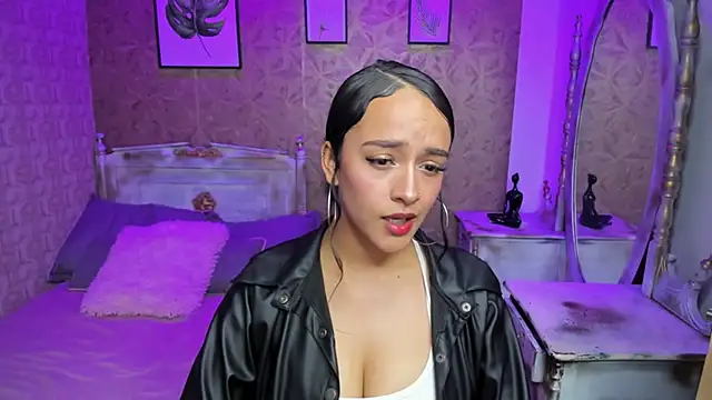 Salome Smitth 1 online show from January 13, 8:35 pm