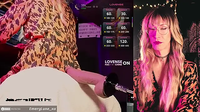 EmeryLune xo online show from January 7, 5:44 am