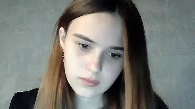 Snapshot of SweetLoraa chatting on September 18, 7:34 pm SweetLoraa online show from September 18, 7:34 pm