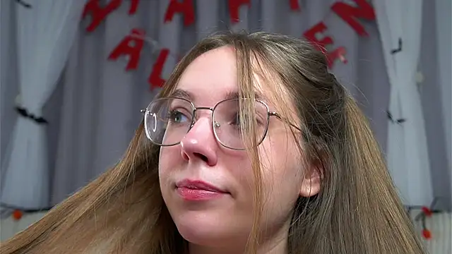 KarriBrownd online show from October 30, 2:03 am