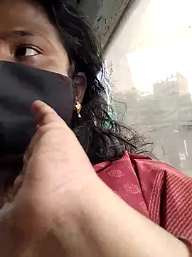 Snapshot of Tamilreethu chatting on October 1, 7:02 am Tamilreethu online show from October 1, 7:02 am