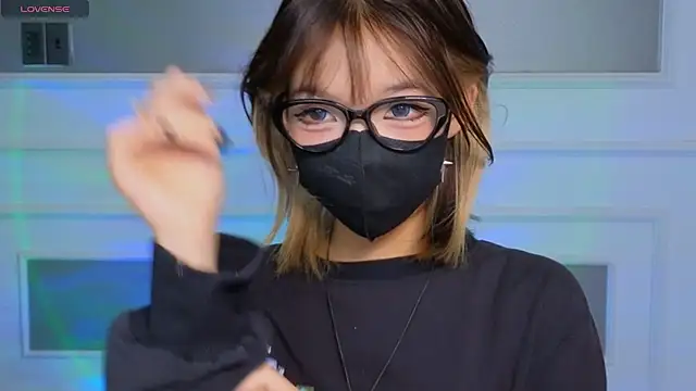      Panda      online show from April 7, 6:48 am