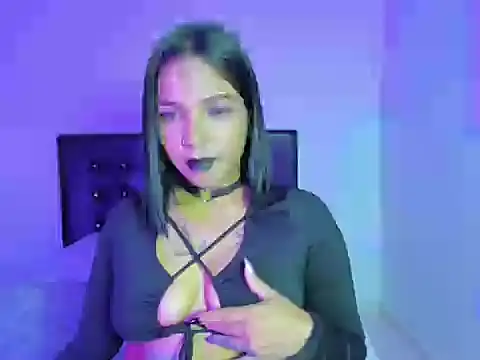 Amelia Heaven online show from May 5, 9:07 pm