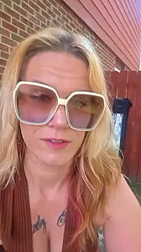 RhondaRump online show from June 11, 3:09 pm
