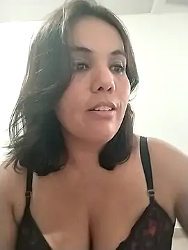 Snapshot of Bellapotencia1985 chatting on September 13, 11:40 am Bellapotencia1985 online show from September 13, 11:40 am