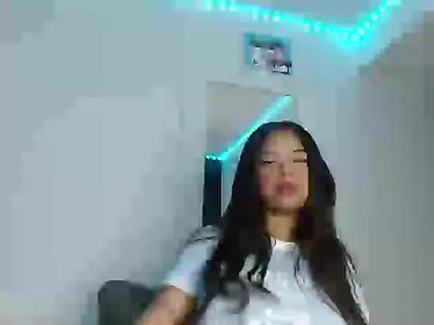 Snapshot of reina_reina chatting on September 15, 11:12 pm reina reina online show from September 15, 11:12 pm